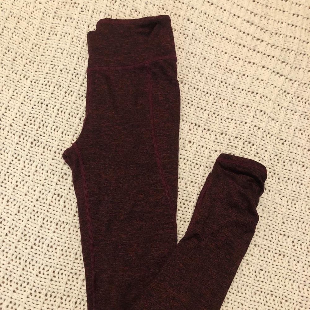 American Eagle Burgundy Hi-Rise Leggings